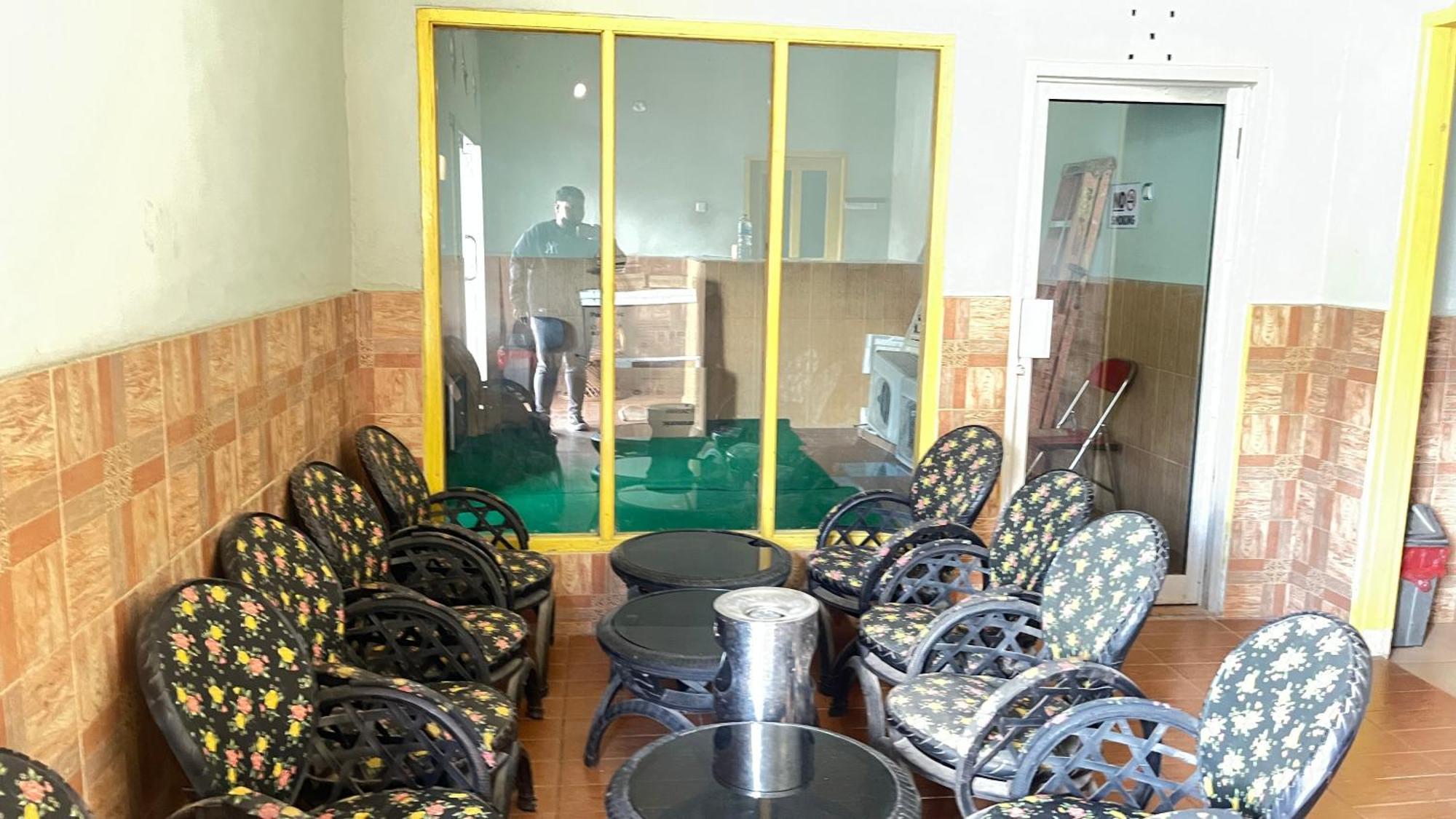 Oyo 93119 Guest House Leo Patra Muara Badak Exterior photo
